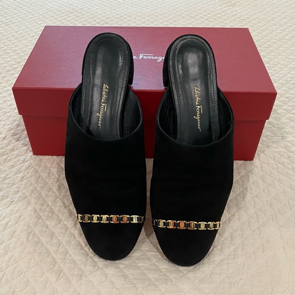 Salvatore Ferragamo Black Suede Muggia Slip-on Mules with Chain Logo Detail 8C - Picture 6 of 13